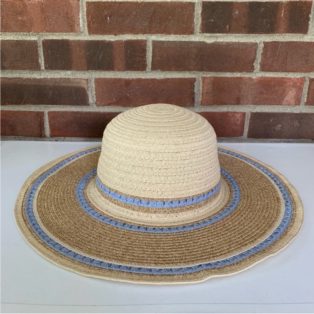 NWT QUAGGA Hat 4.5” brim, light blue and tan
